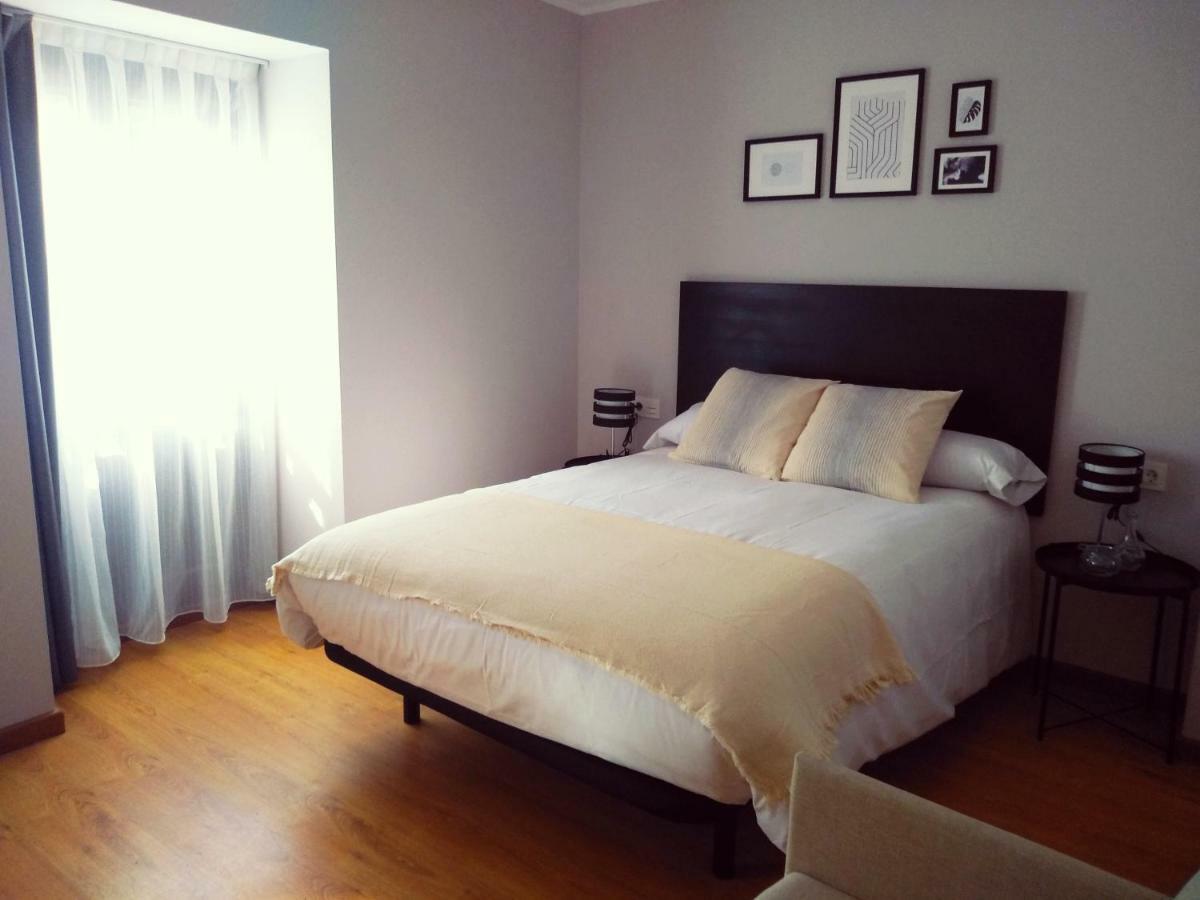 Apartamentos Prestin Onís エクステリア 写真