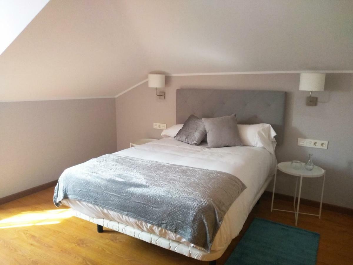 Apartamentos Prestin Onís エクステリア 写真